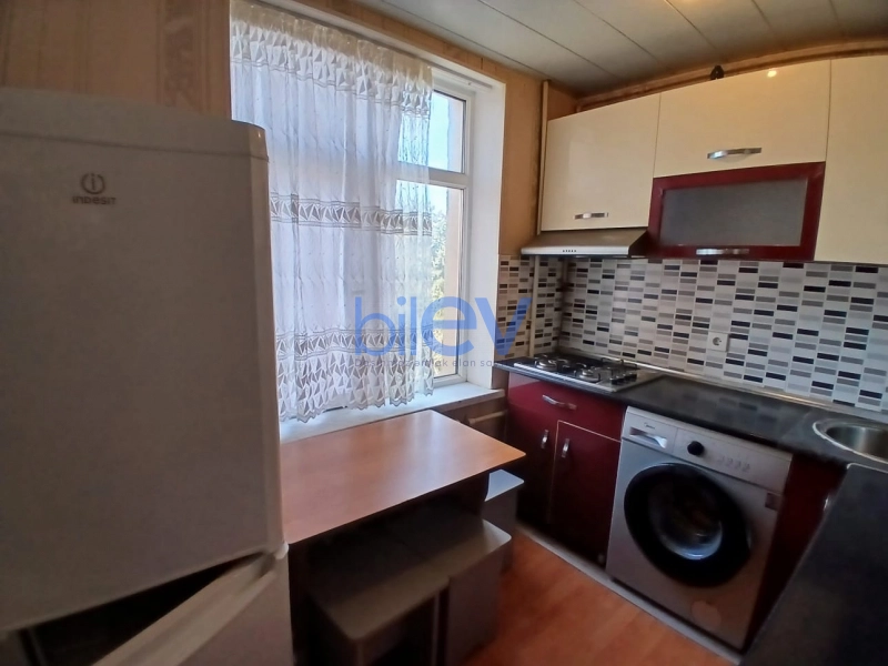 Aylıq Kirayə 2 otaqlı Köhnə Tikili bina evi  55m², Bakı