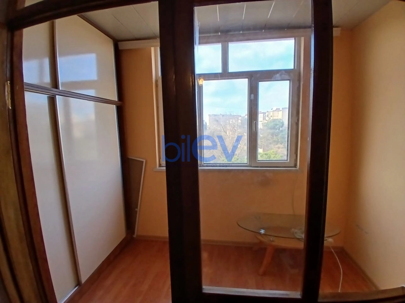 Aylıq Kirayə 2 otaqlı Köhnə Tikili bina evi  55m², Bakı