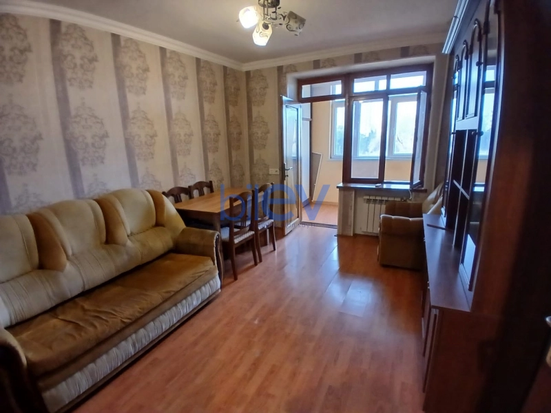 Aylıq Kirayə 2 otaqlı Köhnə Tikili bina evi  55m², Bakı