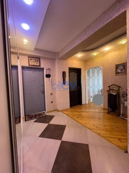 Aylıq Kirayə 2 otaqlı Yeni Tikili bina evi  80m², Bakı