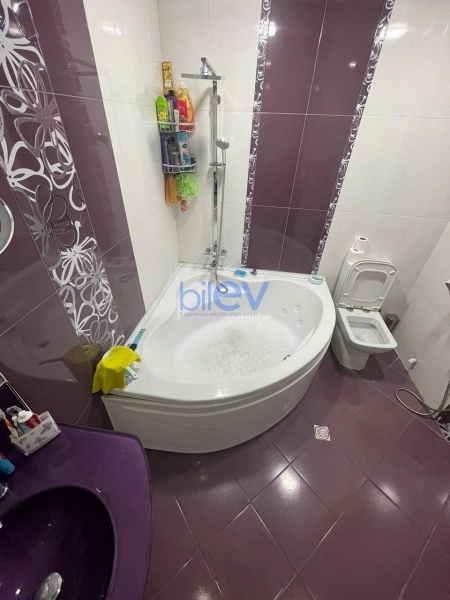 Aylıq Kirayə 2 otaqlı Yeni Tikili bina evi  80m², Bakı
