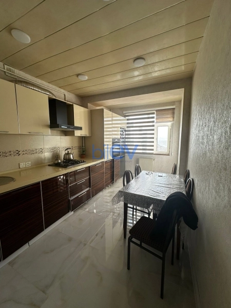 Satış 3 otaqlı Köhnə Tikili bina evi  80m², Bakı
