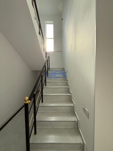 Satış 4 otaqlı Həyət evi  180m², Bakı