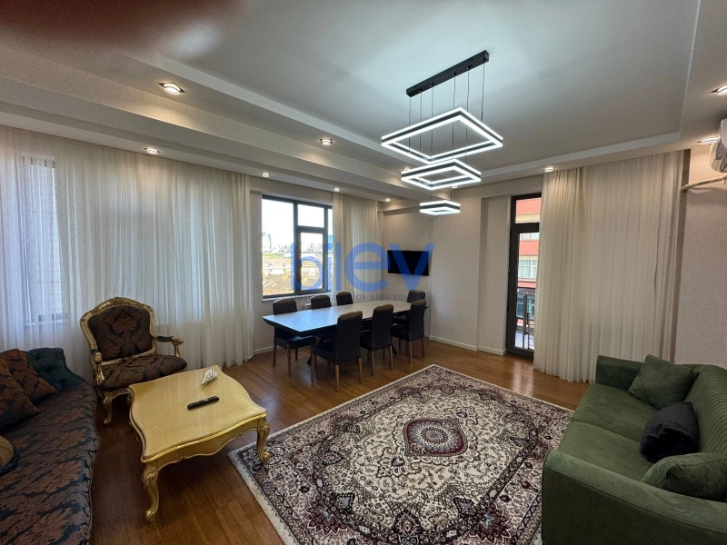 Aylıq Kirayə 2 otaqlı Yeni Tikili bina evi  95m², Bakı