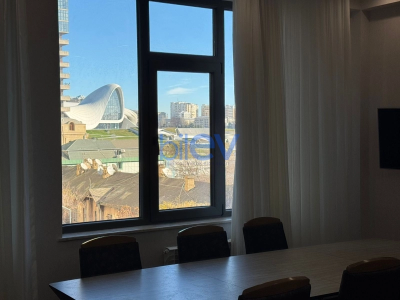 Aylıq Kirayə 2 otaqlı Yeni Tikili bina evi  95m², Bakı