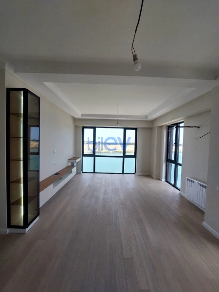 Satış 3 otaqlı Yeni Tikili bina evi  90m², Bakı