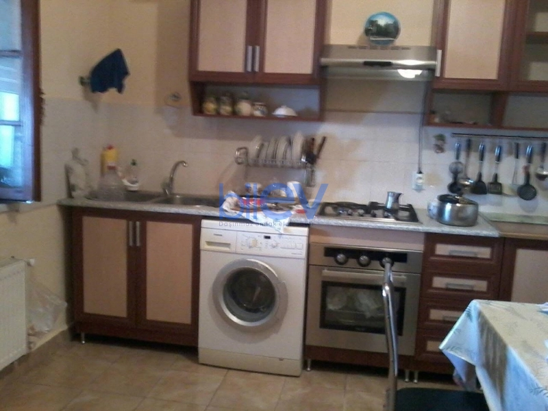 Satış 6 otaqlı Həyət evi  310m², Bakı