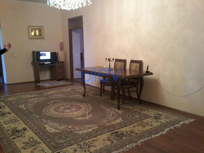 Satış 6 otaqlı Həyət evi  310m², Bakı