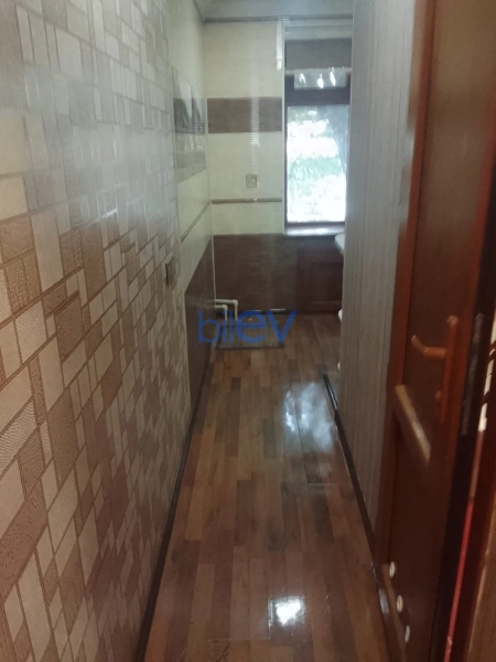 Aylıq Kirayə 3 otaqlı Köhnə Tikili bina evi  66m², Bakı