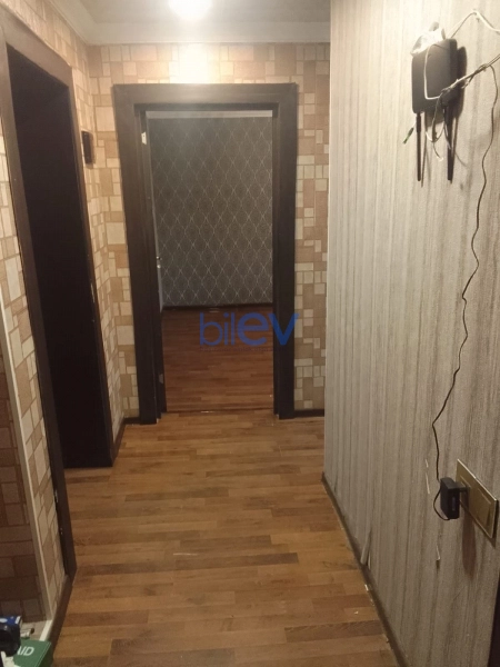 Aylıq Kirayə 3 otaqlı Köhnə Tikili bina evi  66m², Bakı