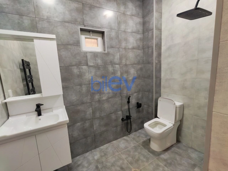 Satış 5 otaqlı Həyət evi  250m², Bakı