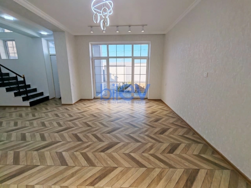 Satış 5 otaqlı Həyət evi  250m², Bakı