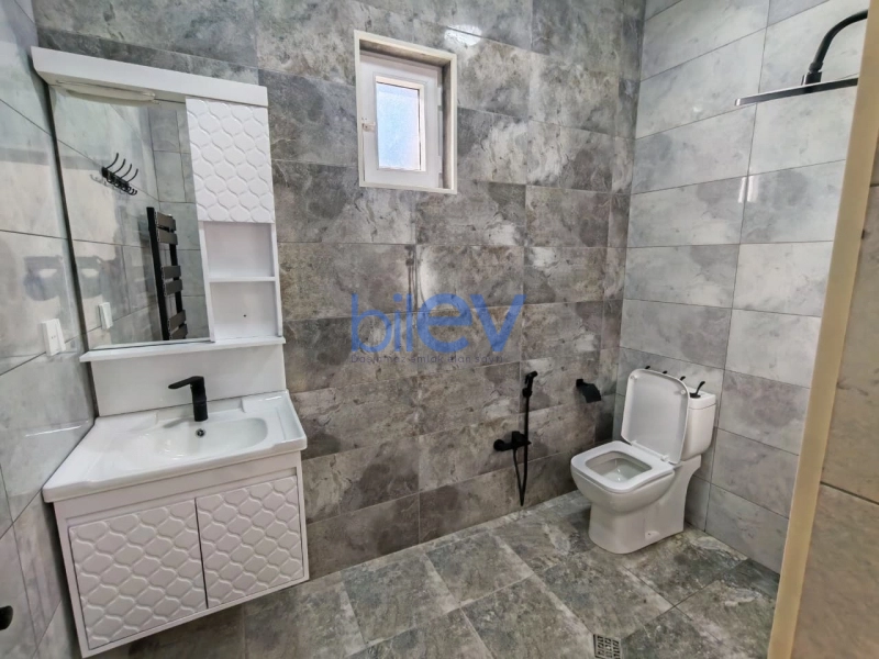 Satış 5 otaqlı Həyət evi  250m², Bakı