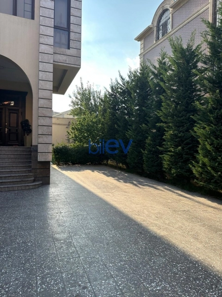 Satış 6 otaqlı Villa  650m², Bakı