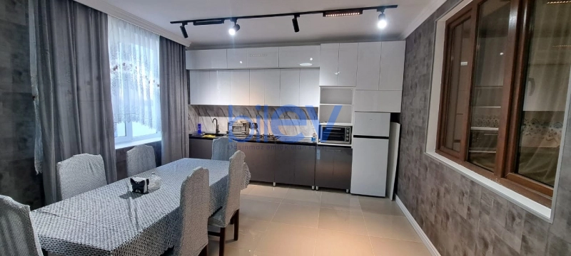 Satış 5 otaqlı Yeni Tikili bina evi  5m², Bakı