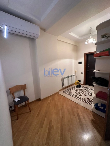 Aylıq Kirayə 3 otaqlı Yeni Tikili bina evi  110m², Bakı