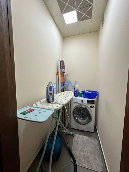 Aylıq Kirayə 3 otaqlı Yeni Tikili bina evi  110m², Bakı