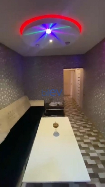 Satış 4 otaqlı Köhnə Tikili bina evi  110m², Lənkəran