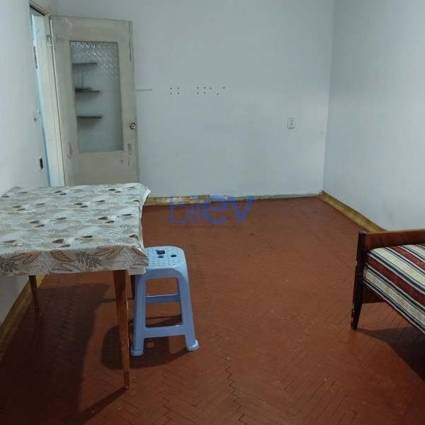 Aylıq Kirayə 1 otaqlı Köhnə Tikili bina evi  33m², Bakı