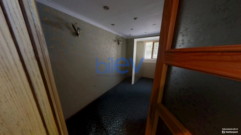 Satış 4 otaqlı Köhnə Tikili bina evi  90m², Bakı