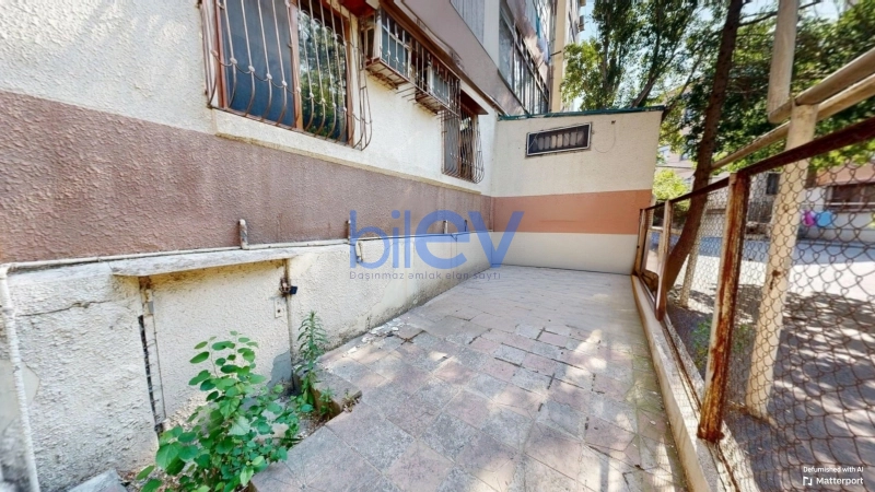 Satış 4 otaqlı Köhnə Tikili bina evi  90m², Bakı