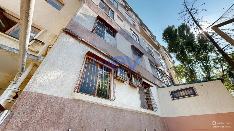 Satış 4 otaqlı Köhnə Tikili bina evi  90m², Bakı