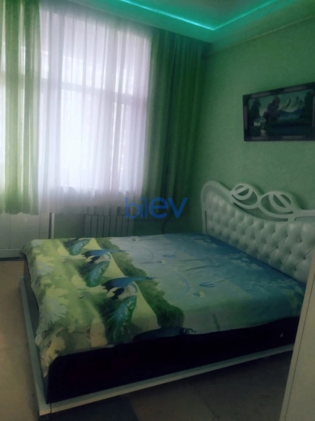 Günlük Kirayə 3 otaqlı Yeni Tikili bina evi  100m², Bakı