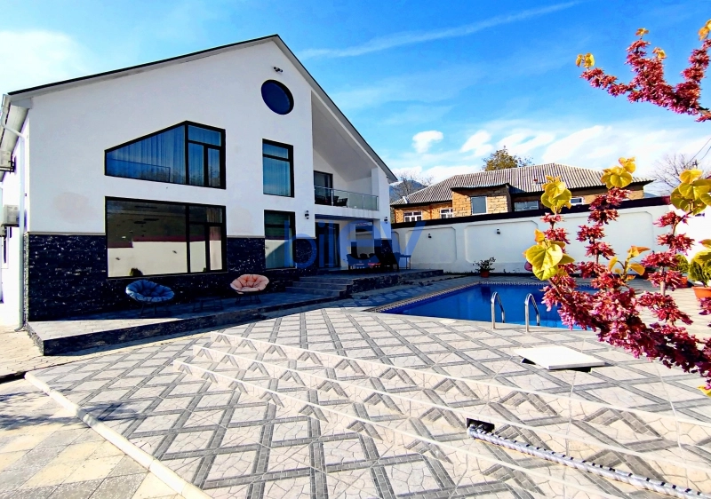 Günlük Kirayə 7 otaqlı Villa  1m², Qəbələ