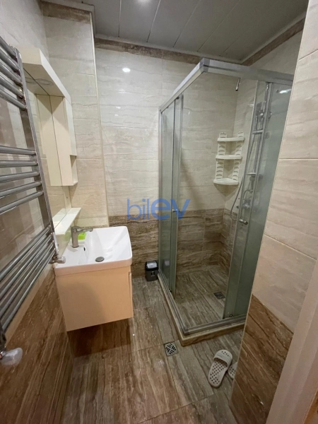Aylıq Kirayə 3 otaqlı Yeni Tikili bina evi  100m², Bakı