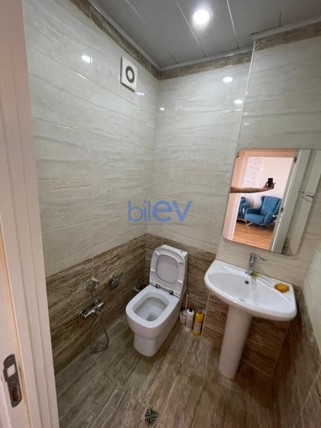 Aylıq Kirayə 3 otaqlı Yeni Tikili bina evi  100m², Bakı
