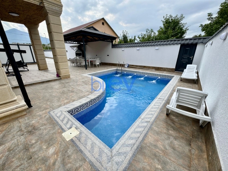 Günlük Kirayə 4 otaqlı Villa  1m², Qəbələ