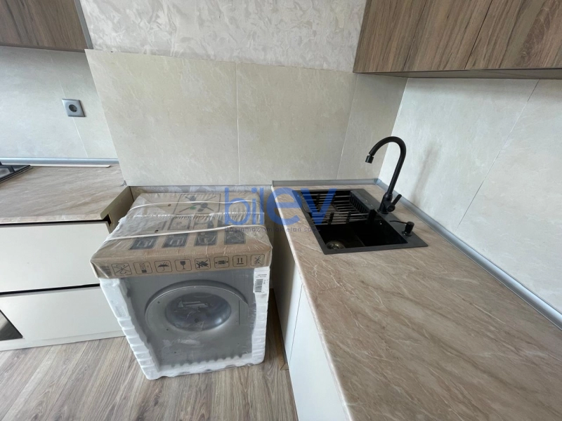 Aylıq Kirayə 3 otaqlı Yeni Tikili bina evi  100m², Bakı