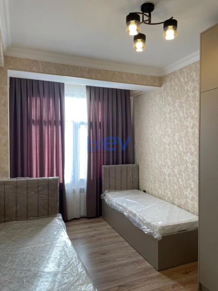 Aylıq Kirayə 3 otaqlı Yeni Tikili bina evi  100m², Bakı