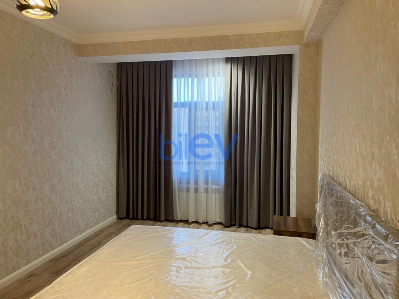 Aylıq Kirayə 3 otaqlı Yeni Tikili bina evi  100m², Bakı