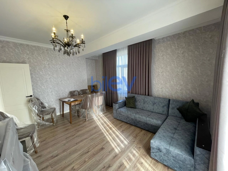 Aylıq Kirayə 3 otaqlı Yeni Tikili bina evi  100m², Bakı