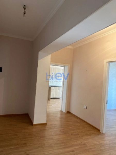 Aylıq Kirayə 3 otaqlı Ofis  70m², Bakı