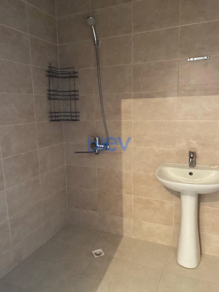 Aylıq Kirayə 3 otaqlı Ofis  70m², Bakı