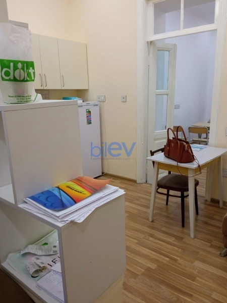 Aylıq Kirayə 1 otaqlı Ofis  40m², Bakı