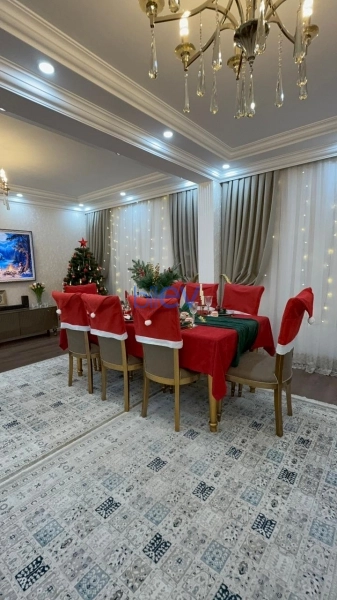Satış 5 otaqlı Köhnə Tikili bina evi  120m², Bakı