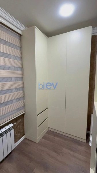 Satış 5 otaqlı Köhnə Tikili bina evi  120m², Bakı