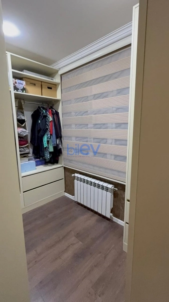 Satış 5 otaqlı Köhnə Tikili bina evi  120m², Bakı
