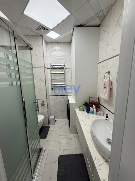 Satış 5 otaqlı Köhnə Tikili bina evi  120m², Bakı