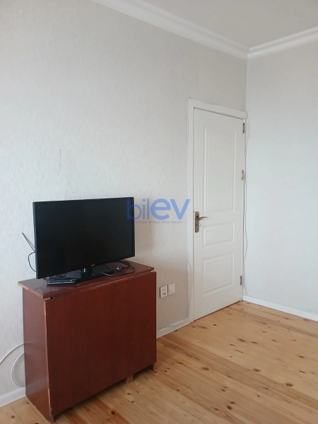 Aylıq Kirayə 2 otaqlı Köhnə Tikili bina evi  60m², Bakı
