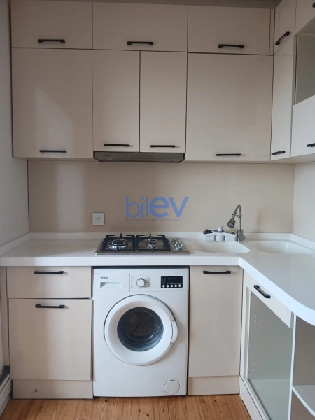 Aylıq Kirayə 2 otaqlı Köhnə Tikili bina evi  60m², Bakı