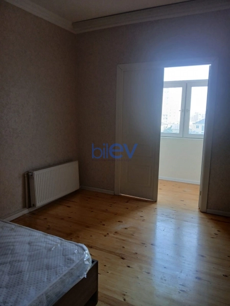 Aylıq Kirayə 2 otaqlı Köhnə Tikili bina evi  60m², Bakı
