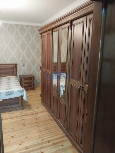 Satış 8 otaqlı Həyət evi  250m², Bakı