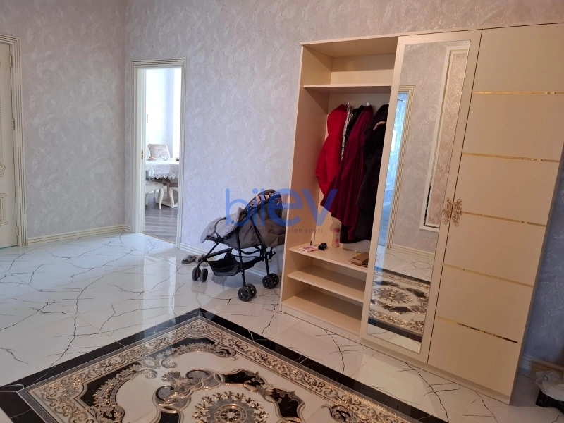 Aylıq Kirayə 3 otaqlı Yeni Tikili bina evi  125m², Bakı