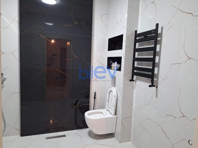 Aylıq Kirayə 3 otaqlı Yeni Tikili bina evi  125m², Bakı