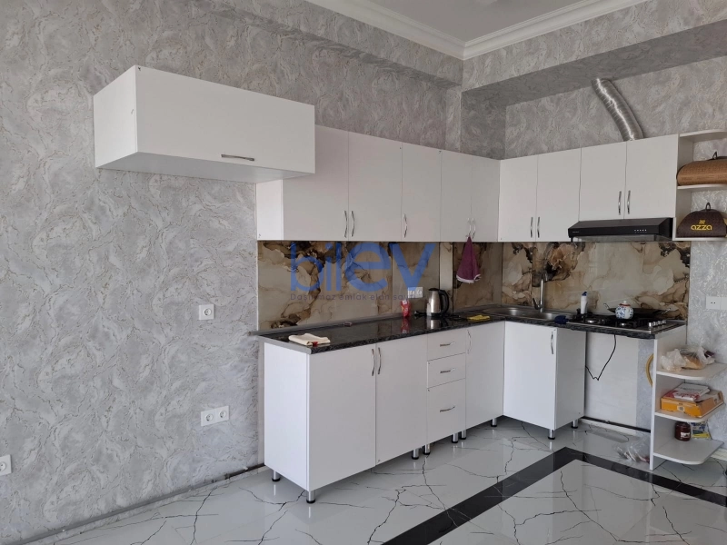 Aylıq Kirayə 3 otaqlı Yeni Tikili bina evi  125m², Bakı