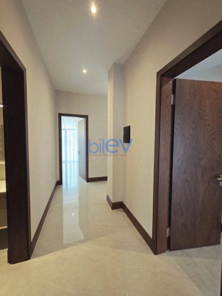 Satış 6 otaqlı Villa  360m², Bakı